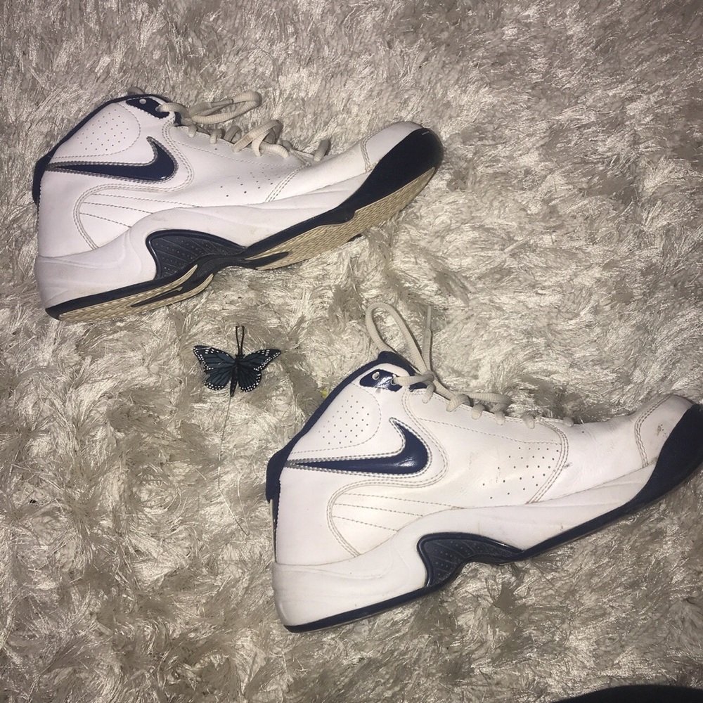 RETRO NIKE SNEAKERS 🔥🔥